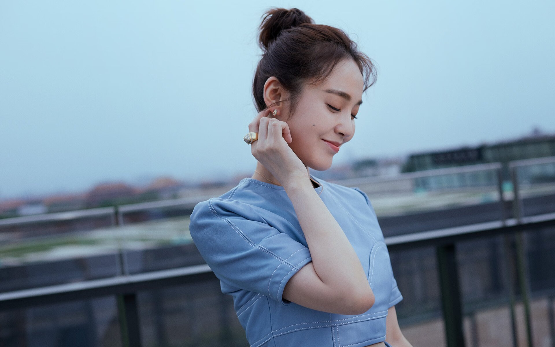 爱游戏官网app-6连败困扰法兰克福，今晚对阵勒沃库森誓取胜利，勒沃库森和法兰克福关系好不好